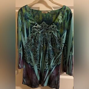 EUC one world pretty top. Size M